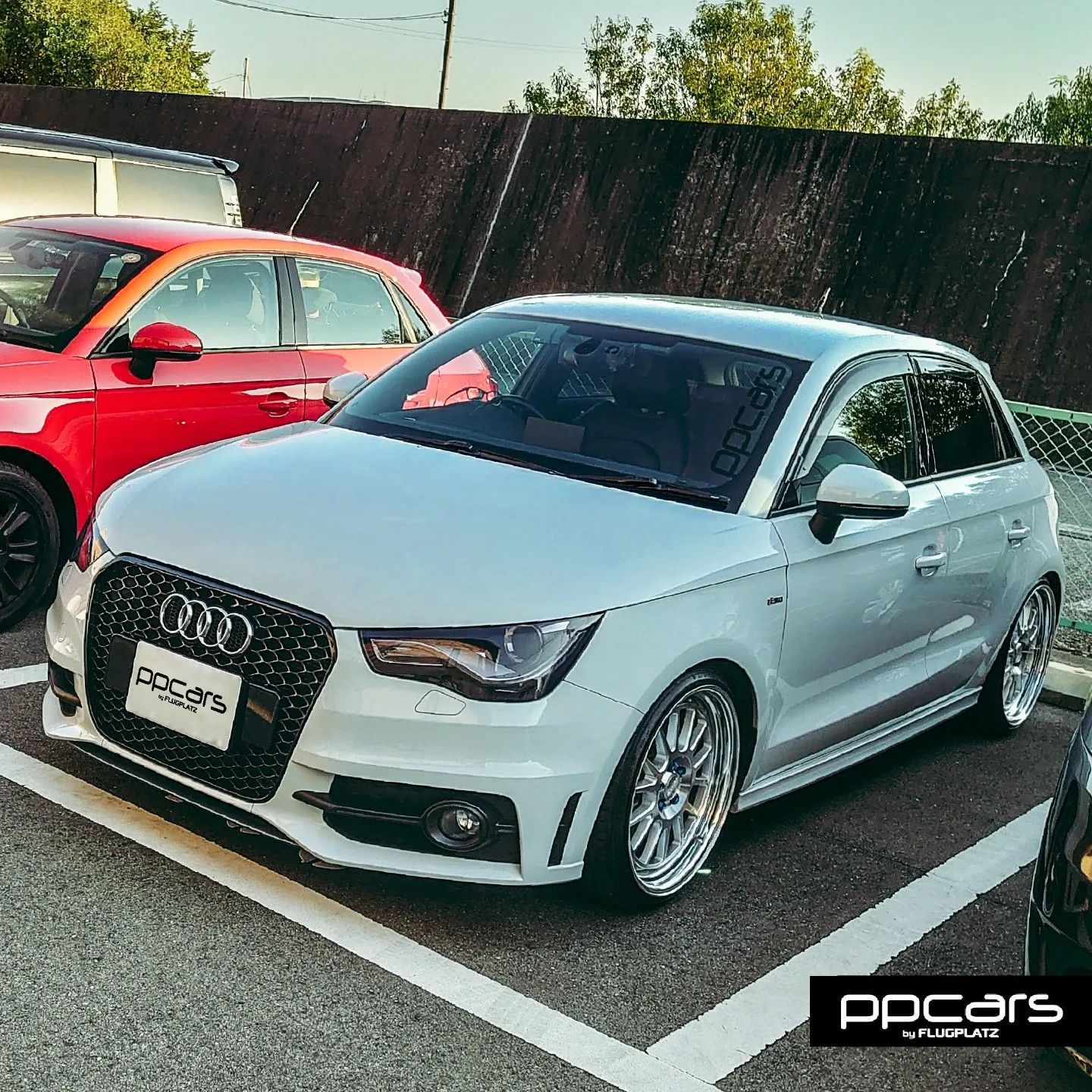 Audi A1(8X) Sportback x RSスタイルフロントグリル